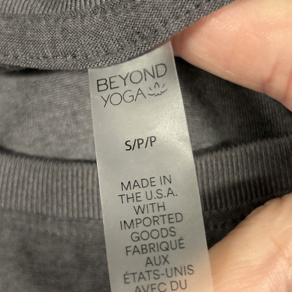 Beyond Yoga Shirt Womens Small Gray Featherweight Pullover Crop Oversized Top - Picture 3 of 7